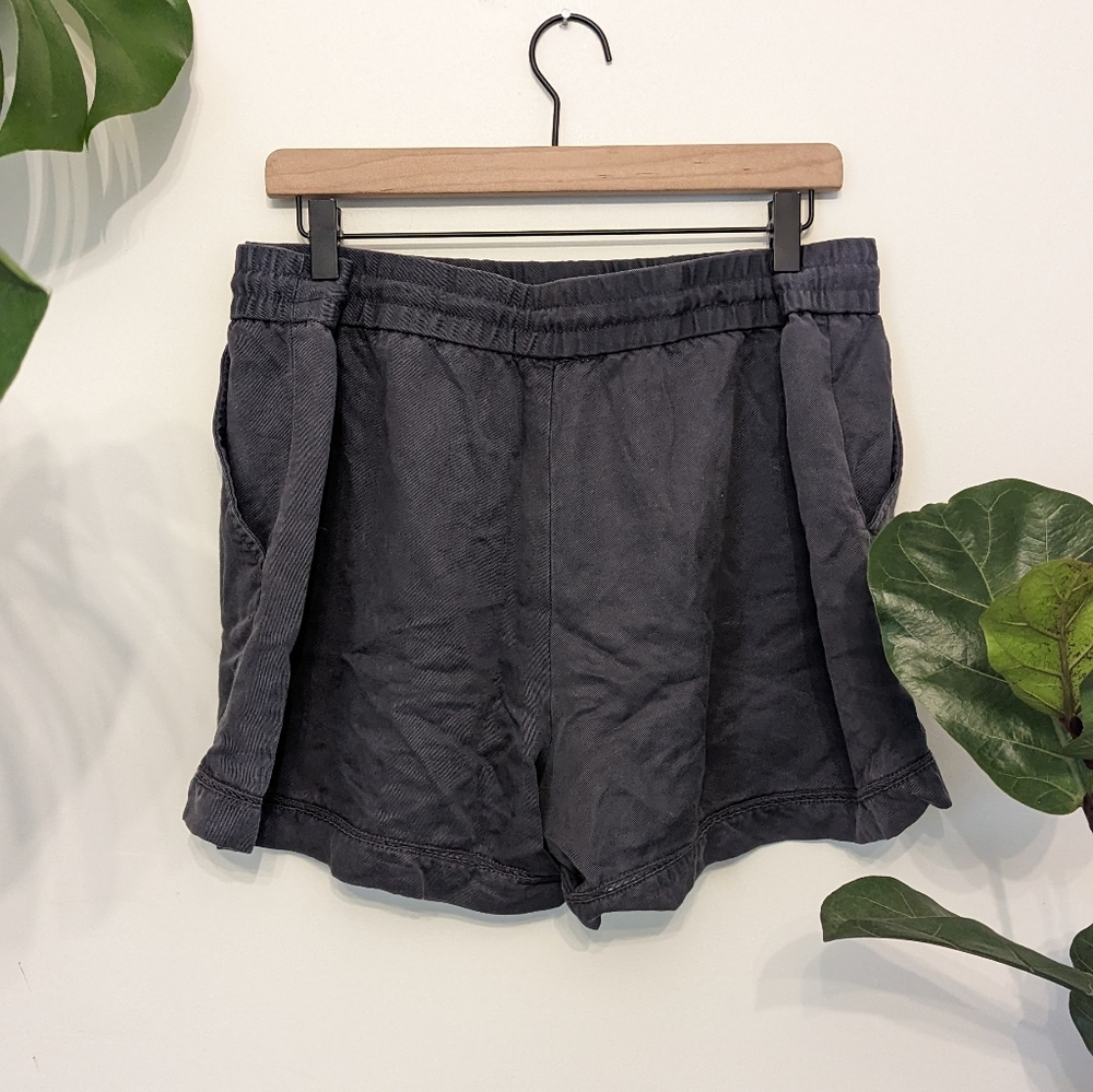 LOFT | Lyocell Drawstring Short - Picture 4 of 6